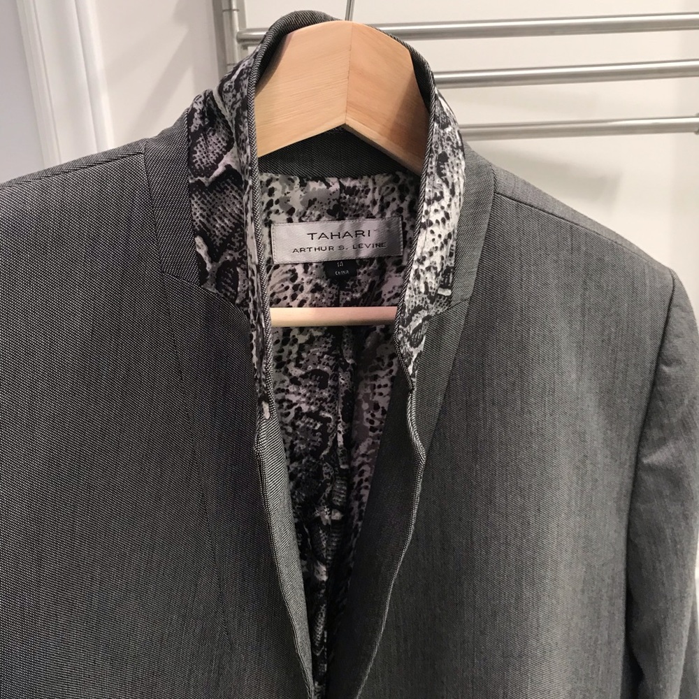 Tahari Arthur Levine Gray Python Blazer Sz 14